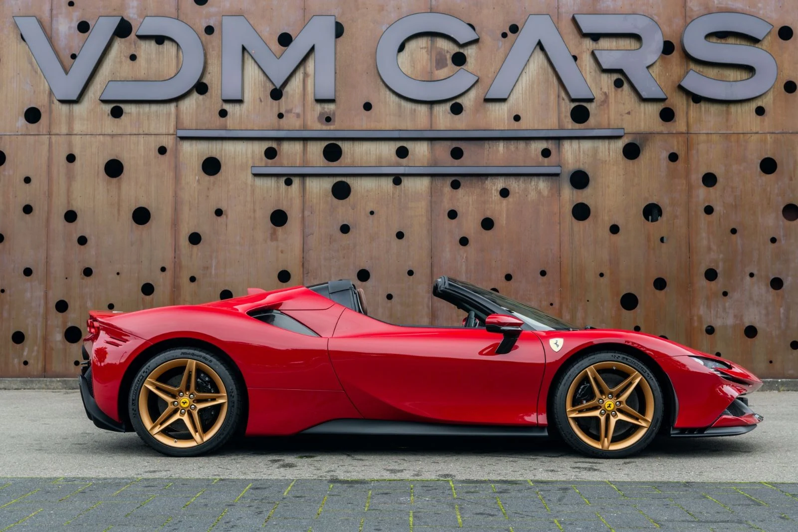 2025 Ferrari SF90 Spider, 8/20