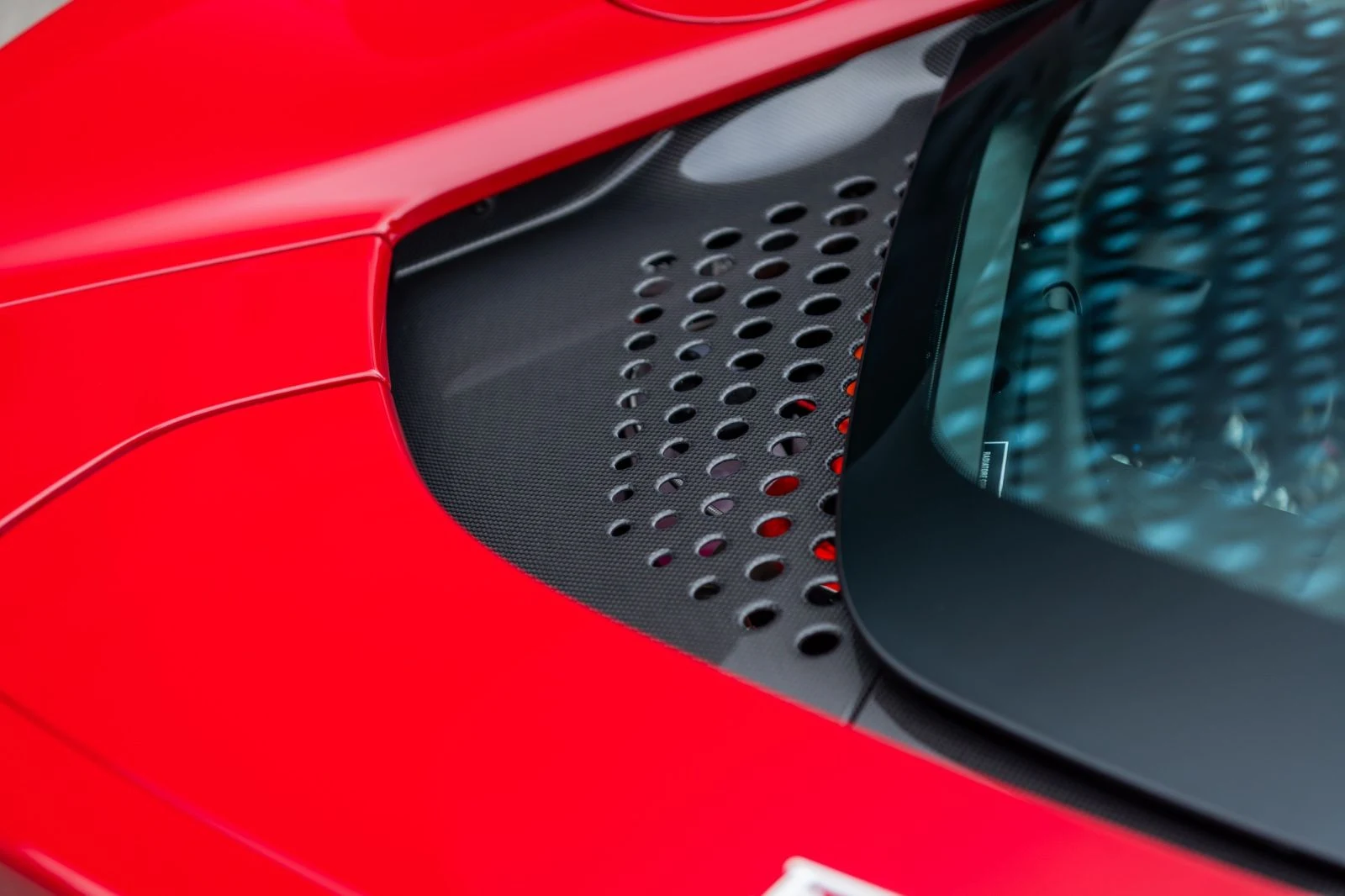 2025 Ferrari SF90 Spider, 14/20