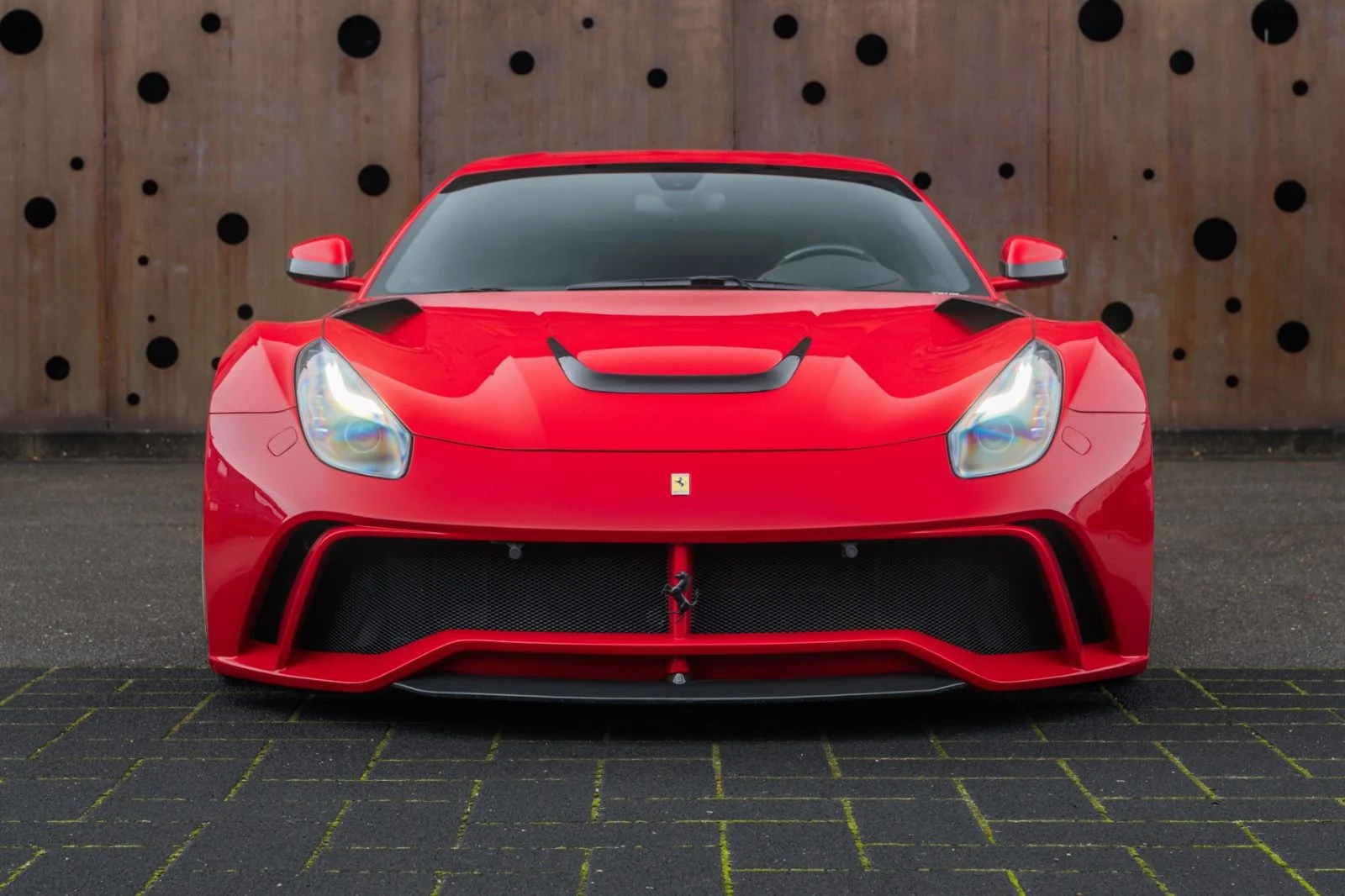 2017 Ferrari F12berlinetta Novitec N-Largo S, 2/20