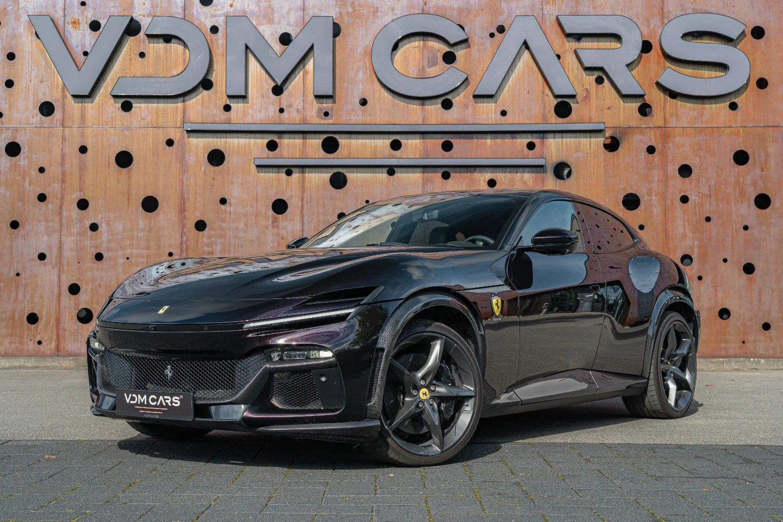 Ferrari Purosangue · Nero Purosangue PNTS · VDM Cars