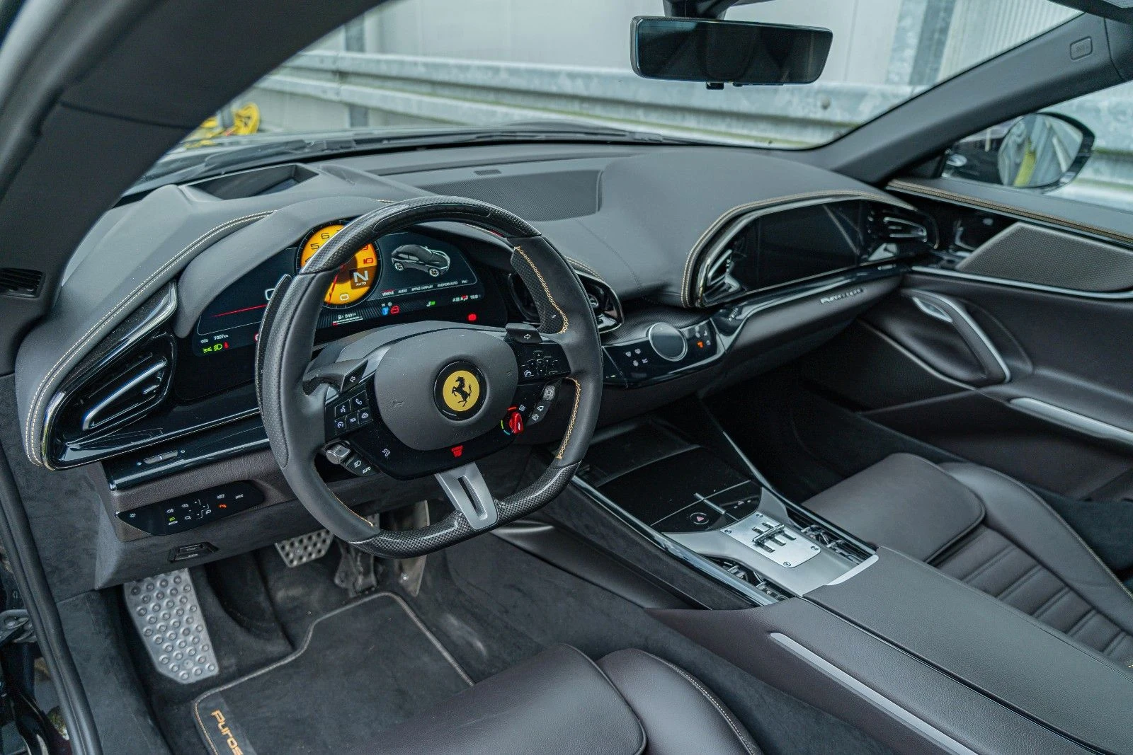 2025 Ferrari Purosangue, 18/20