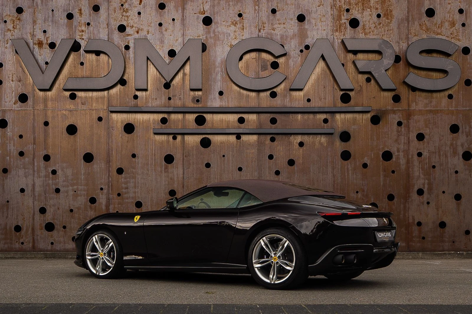 2026 Ferrari Roma Spider, 3/20