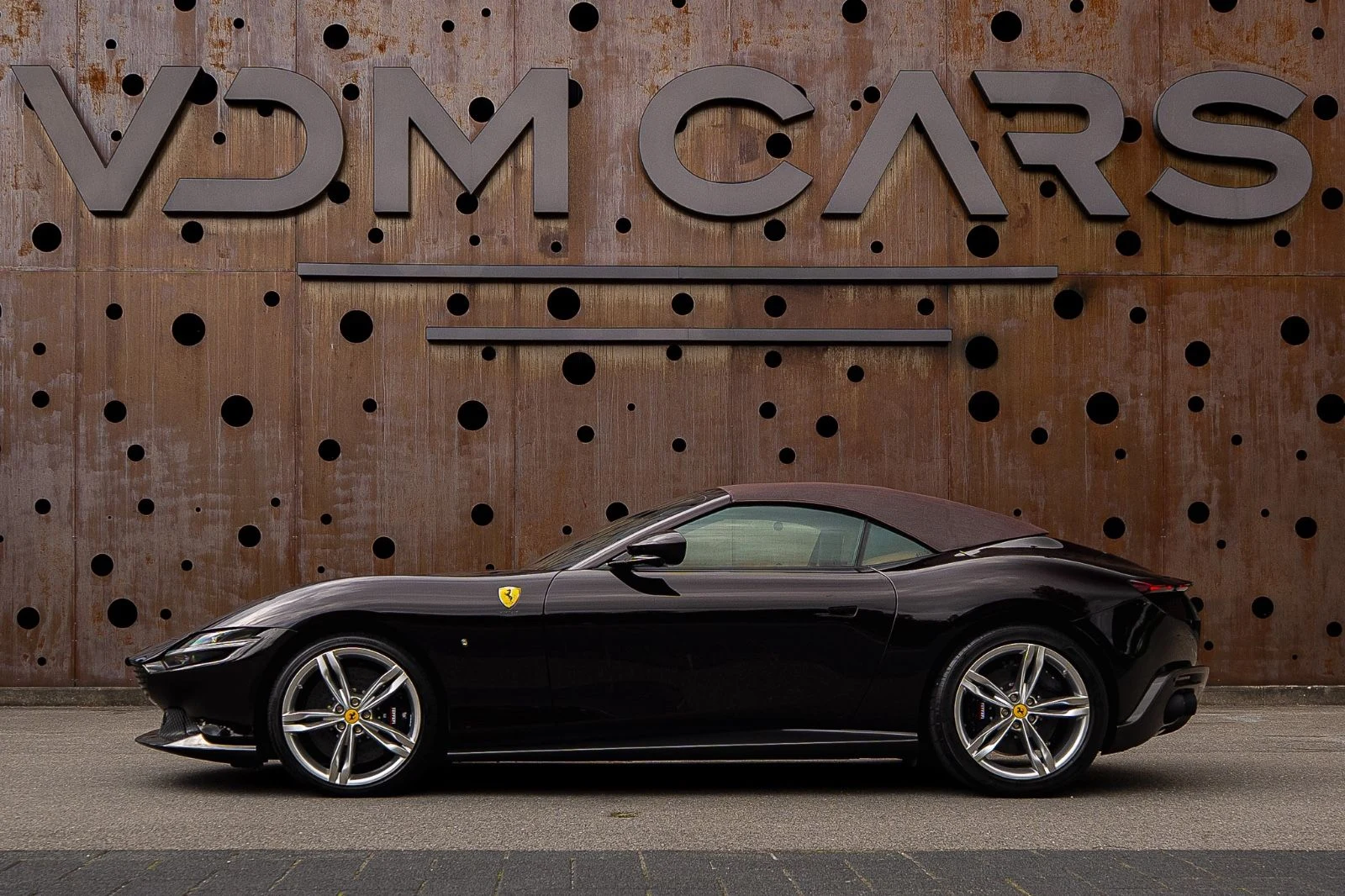 2026 Ferrari Roma Spider, 5/20