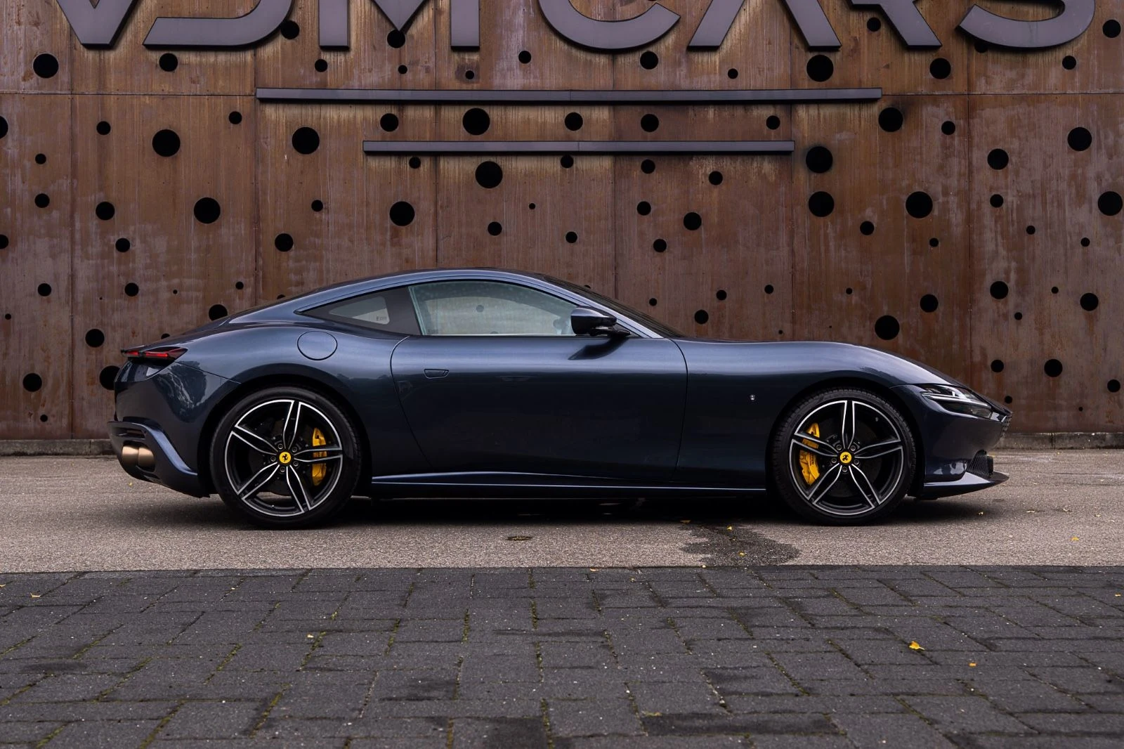 2020 Ferrari Roma, 2/20