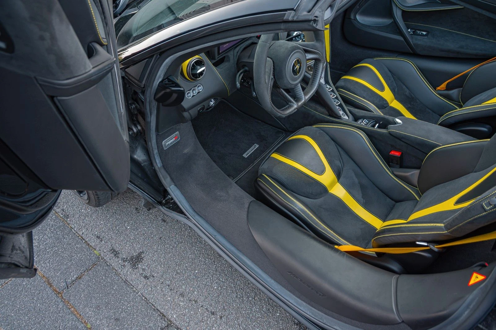 2021 McLaren 720S Spider, 18/20