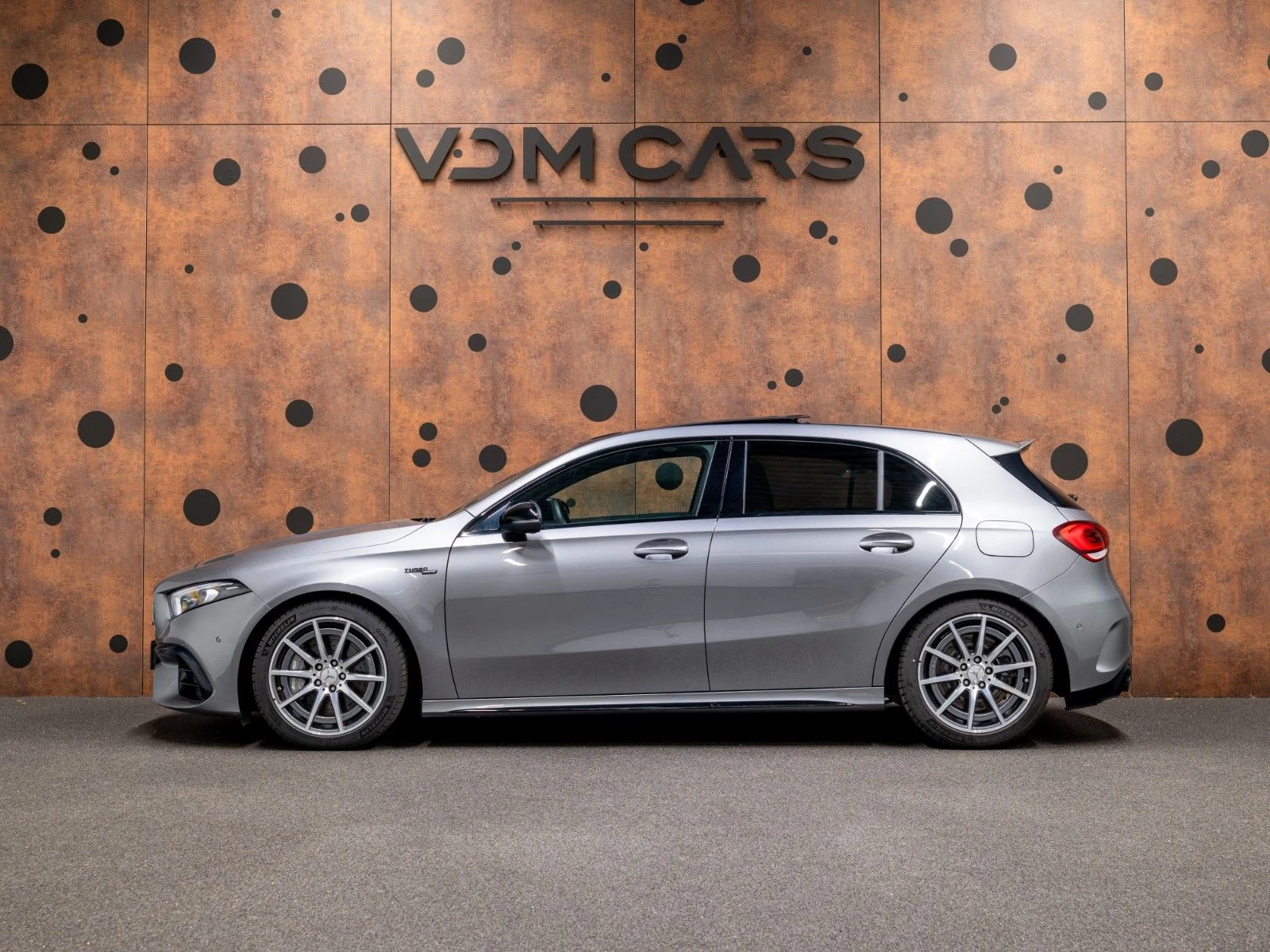 2020 Mercedes-Benz AMG A 45 4MATIC+, 2/20