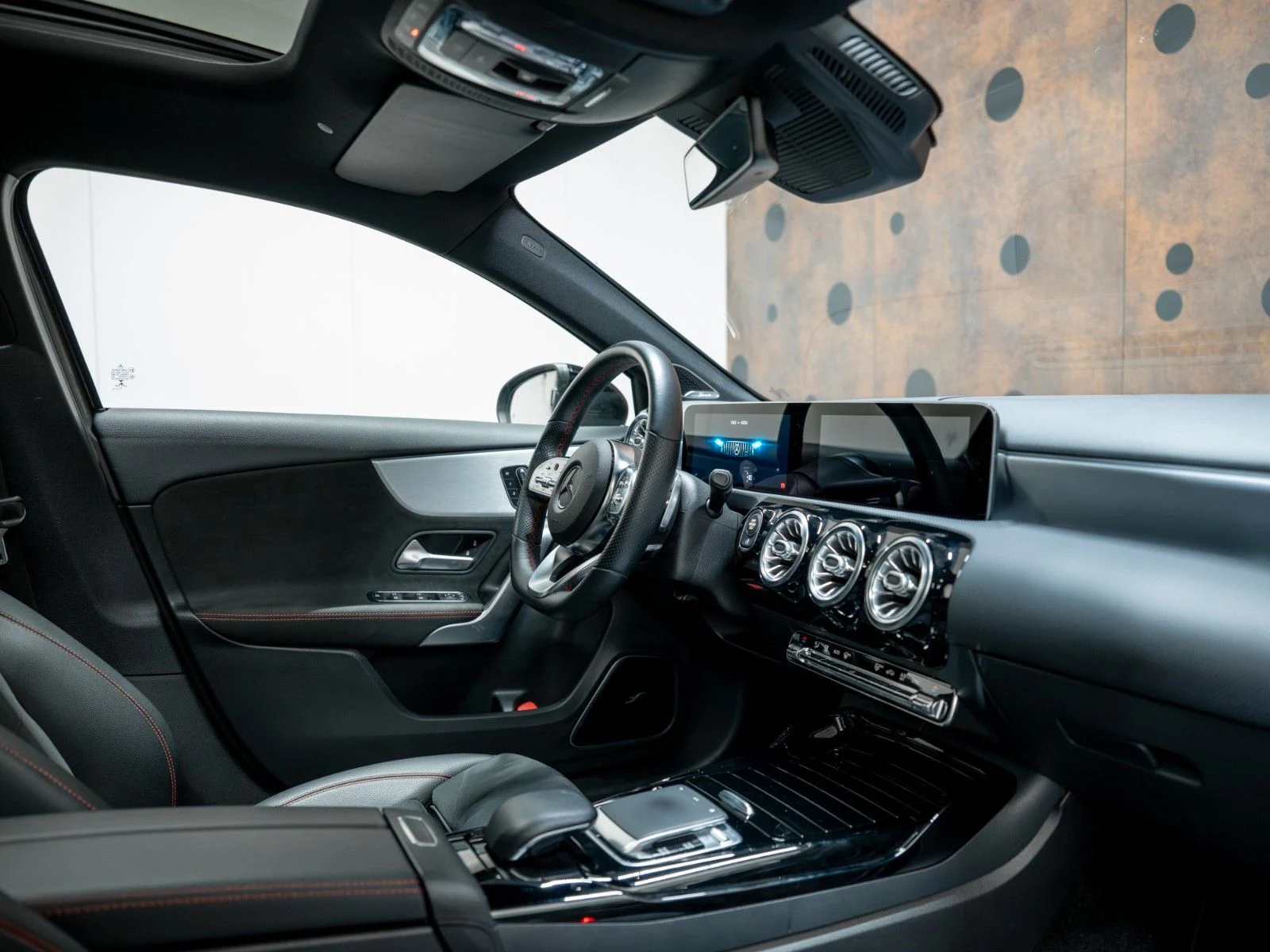 2020 Mercedes-Benz AMG A 45 4MATIC+, 16/20