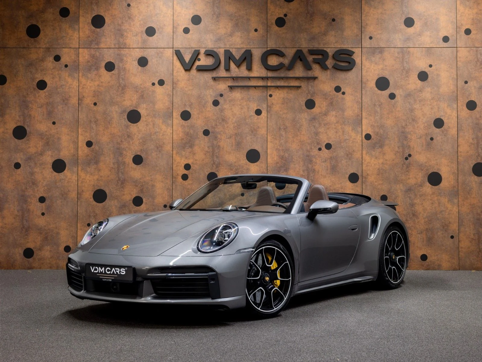 Porsche 911 (992) Turbo S Cabriolet · Agatgrau metallic · VDM Cars
