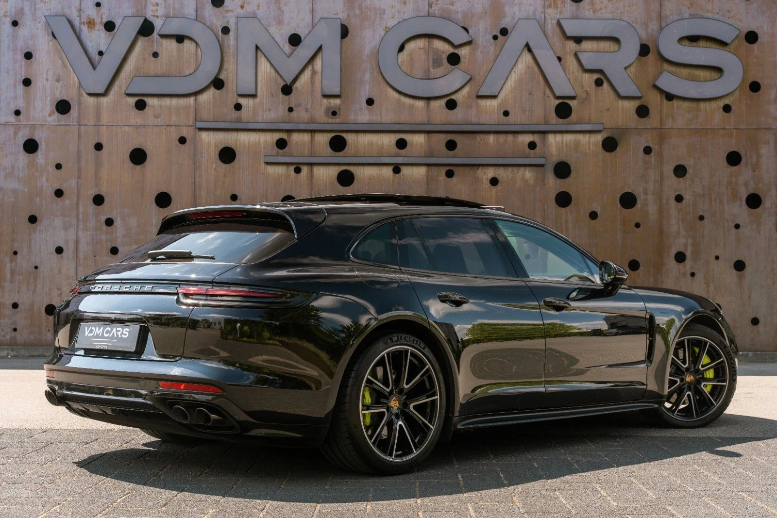 2018 Porsche Panamera Sport Turismo 4 E-Hybrid, 6/20