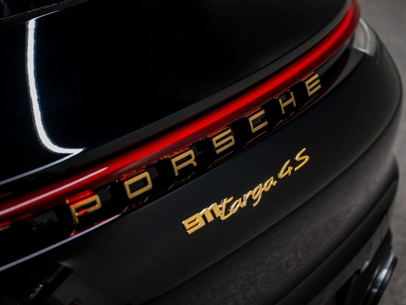 2021 Porsche 911 (992) Targa 4S Heritage Design Edition, 13/20