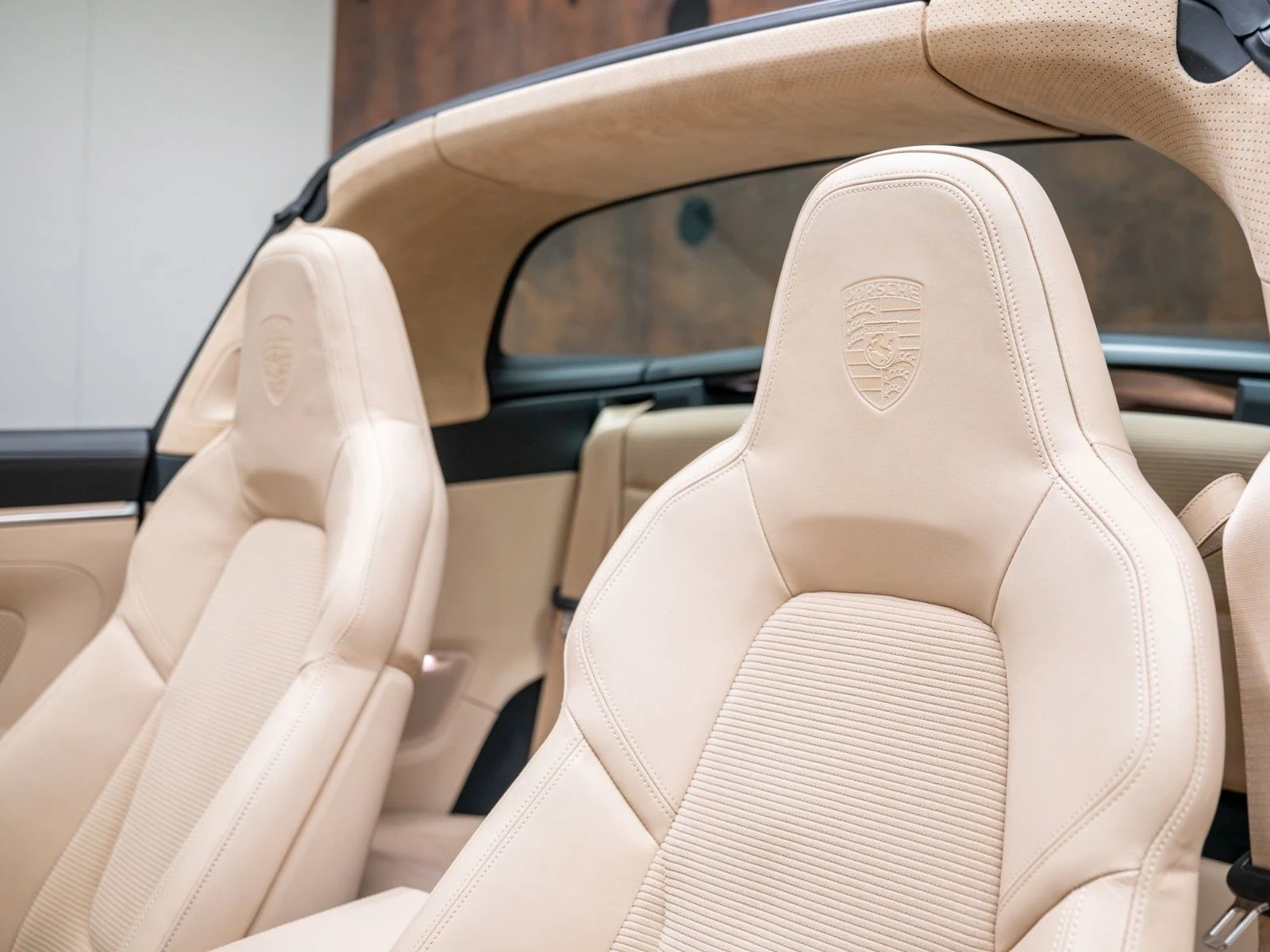 2021 Porsche 911 (992) Targa 4S Heritage Design Edition, 17/20