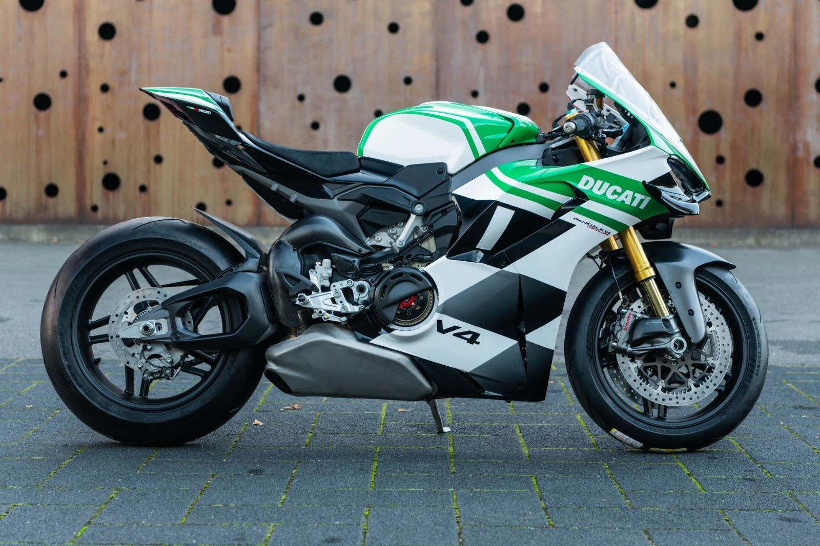 Ducati Panigale V4 Tricolore, 2/15