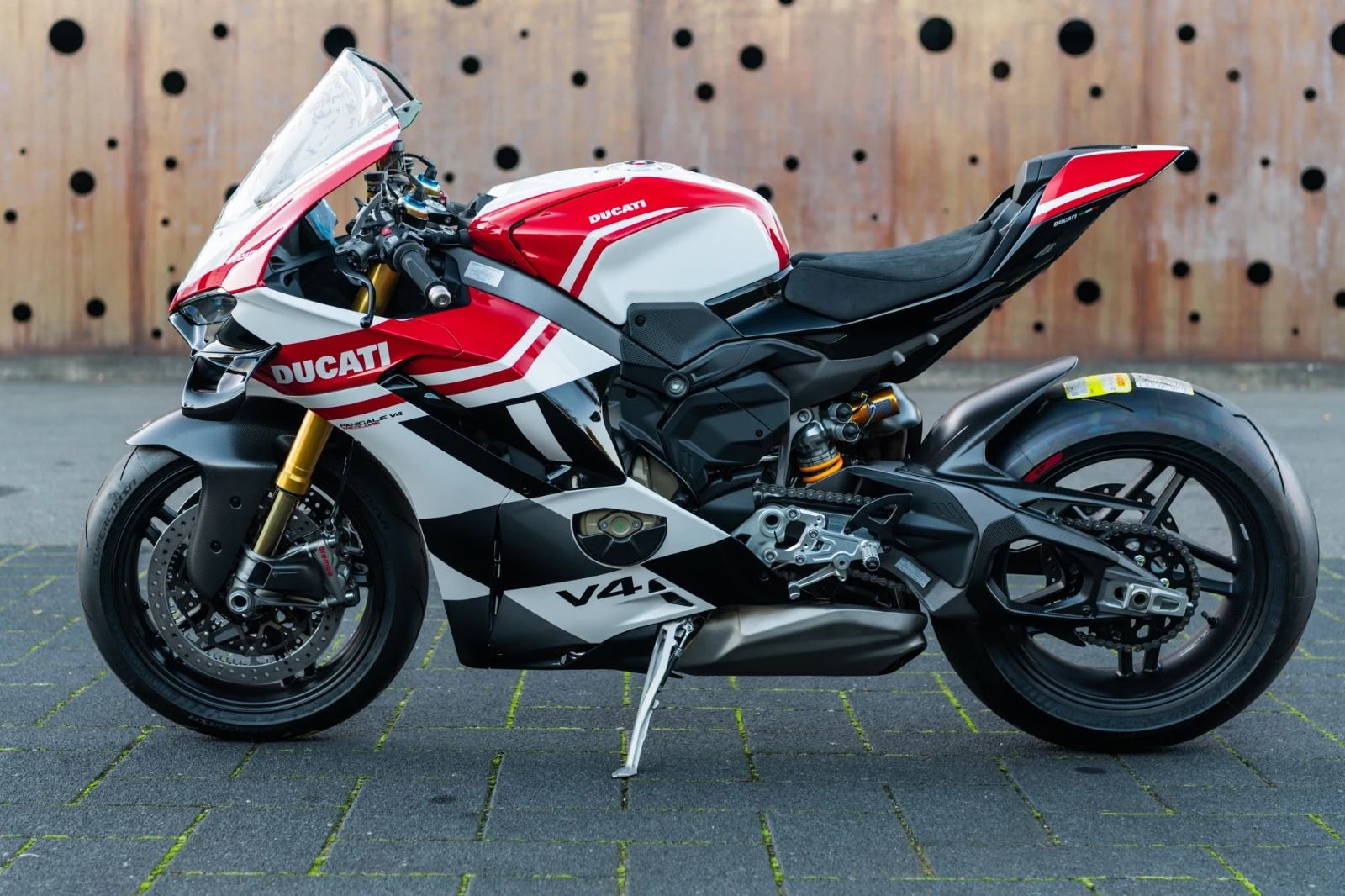 Ducati Panigale V4 Tricolore, 3/15