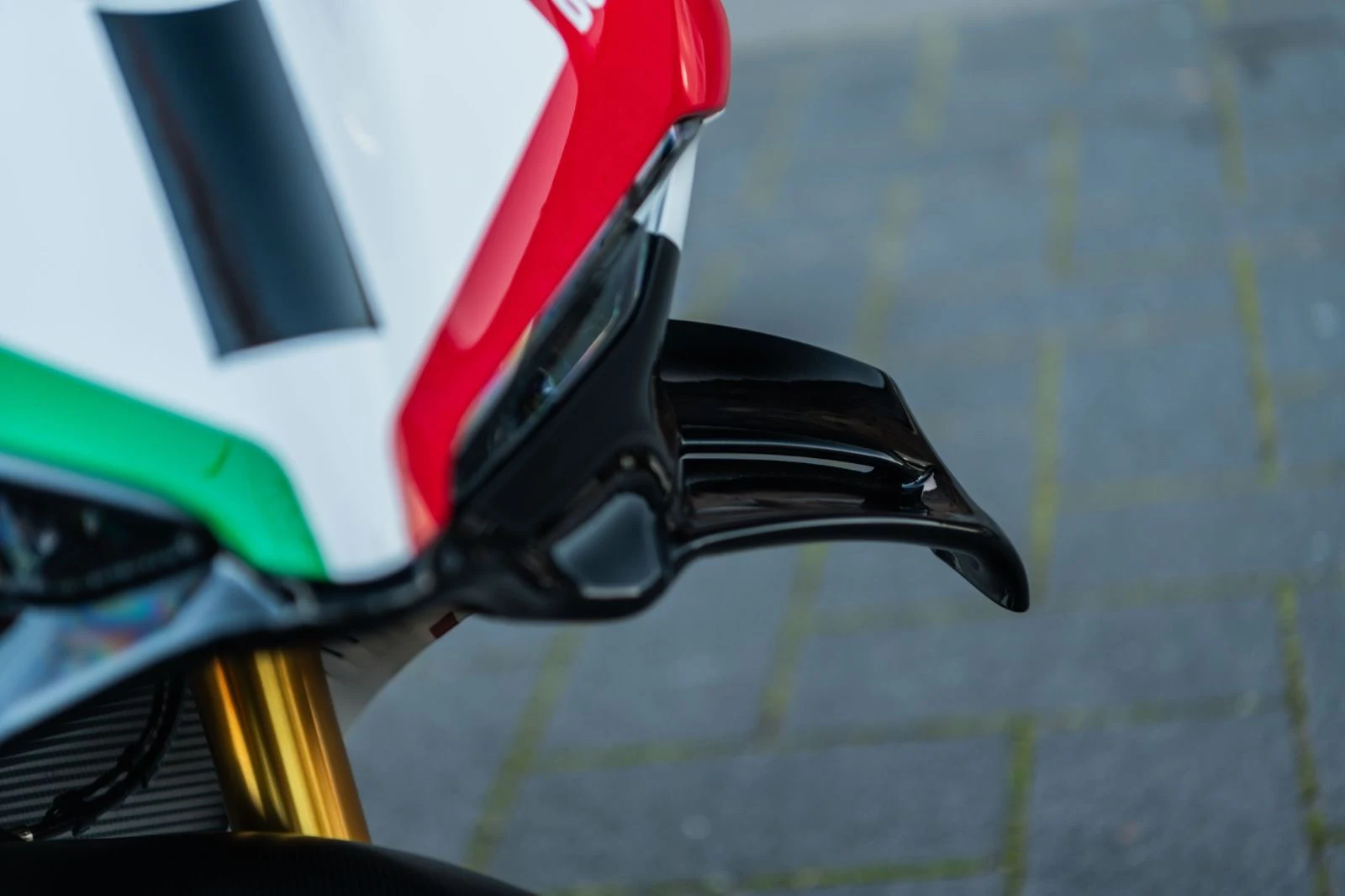 Ducati Panigale V4 Tricolore, 7/15