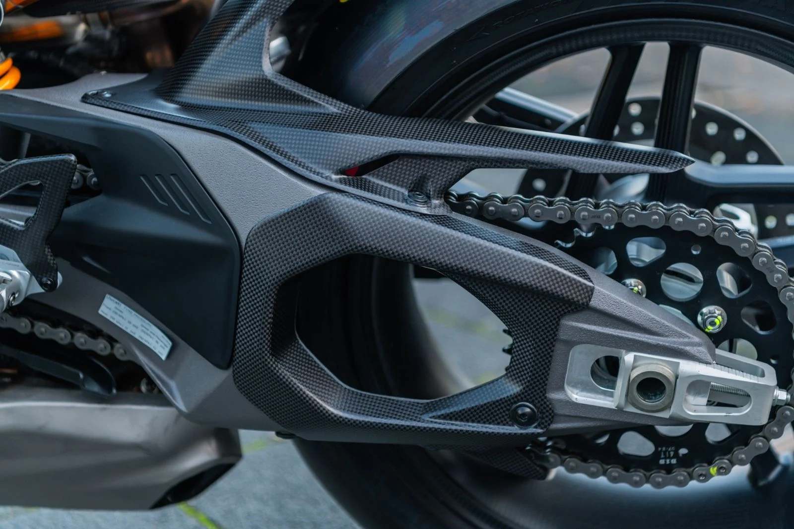 Ducati Panigale V4 Tricolore, 10/15