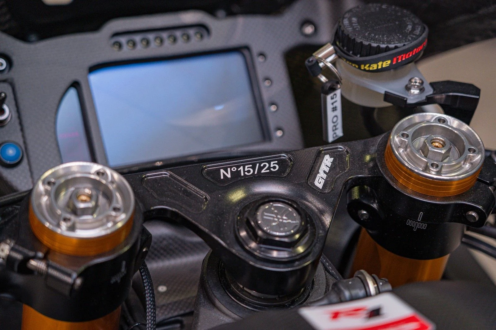 Yamaha R1 GYTR Pro 25th Anniversary, 16/20