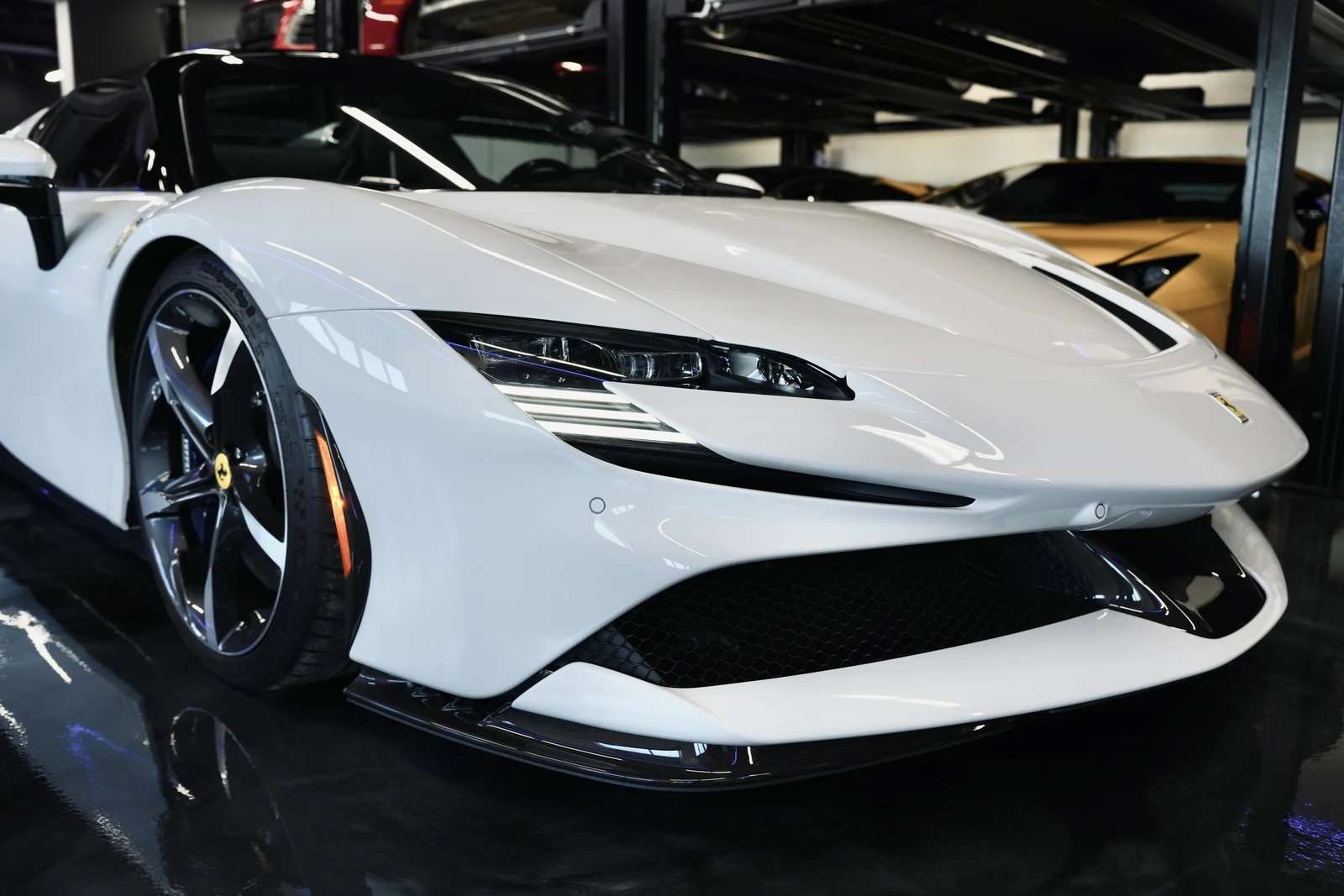 2024 Ferrari SF90 Spider, 2/20