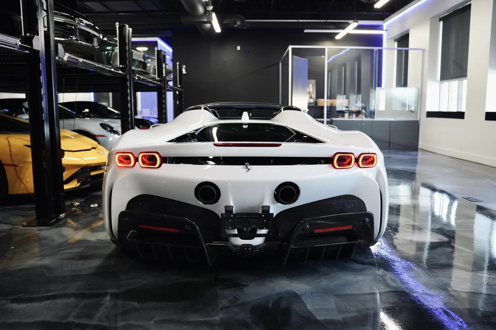 2024 Ferrari SF90 Spider, 10/20