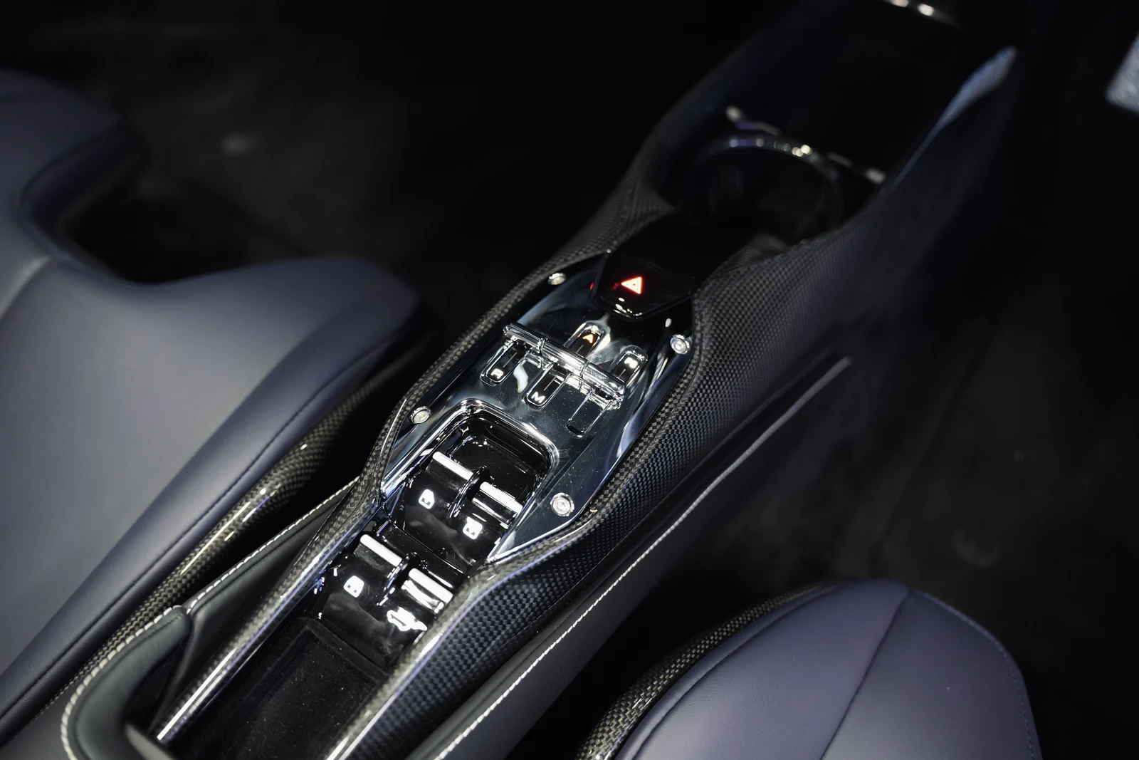 2024 Ferrari SF90 Spider, 19/20