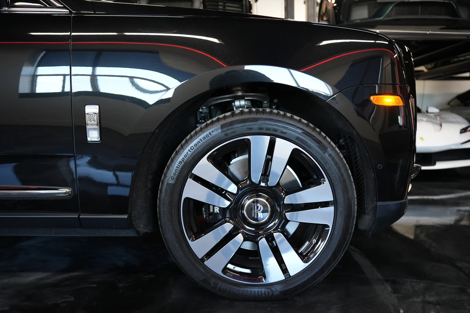 2019 Rolls-Royce Cullinan, 5/20