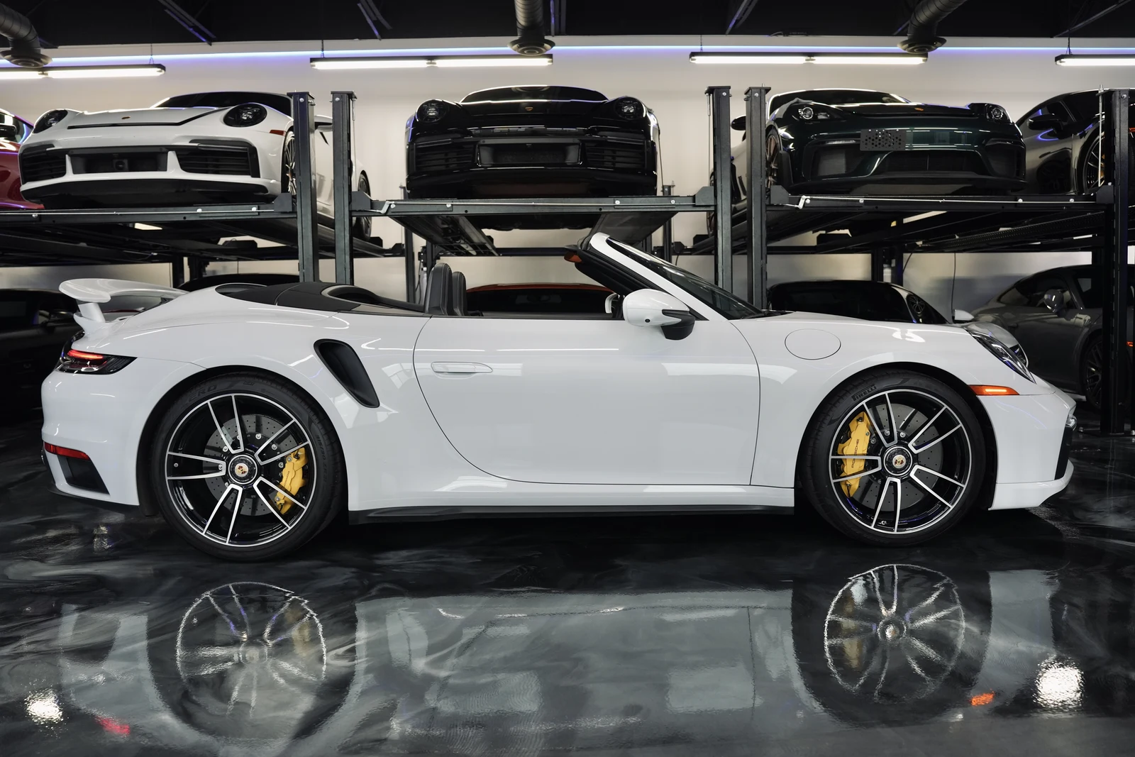 2021 Porsche 911 Turbo S Cabriolet (992.1), 6/20