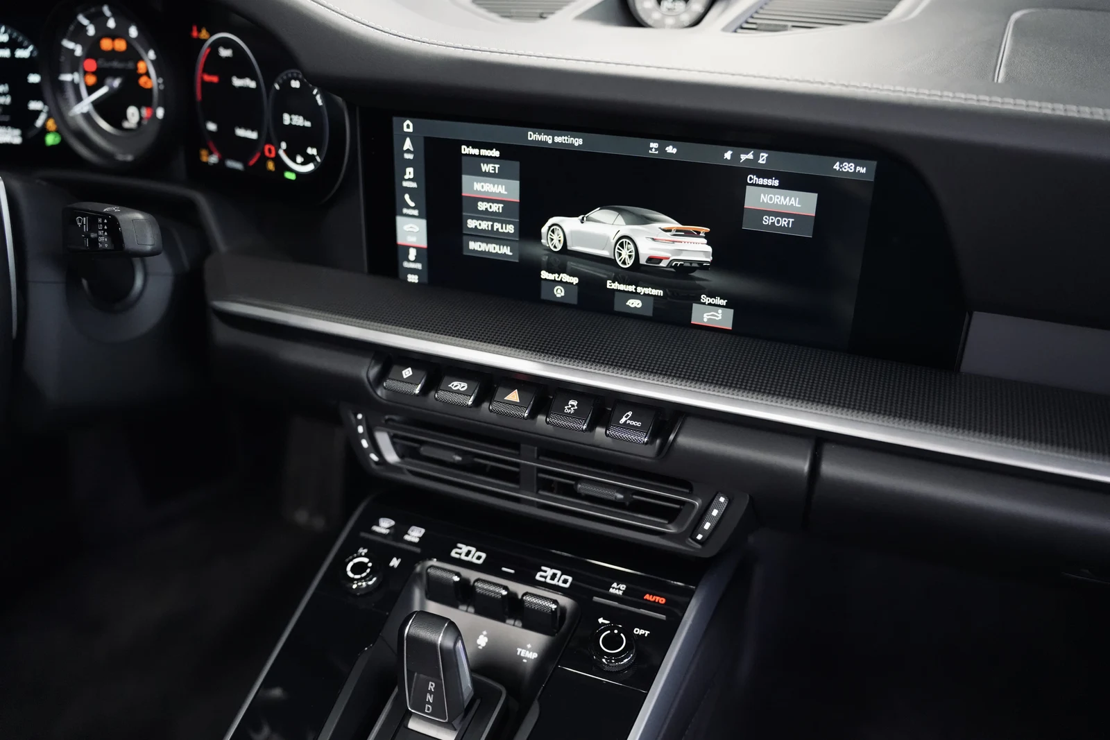 2021 Porsche 911 Turbo S Cabriolet (992.1), 18/20