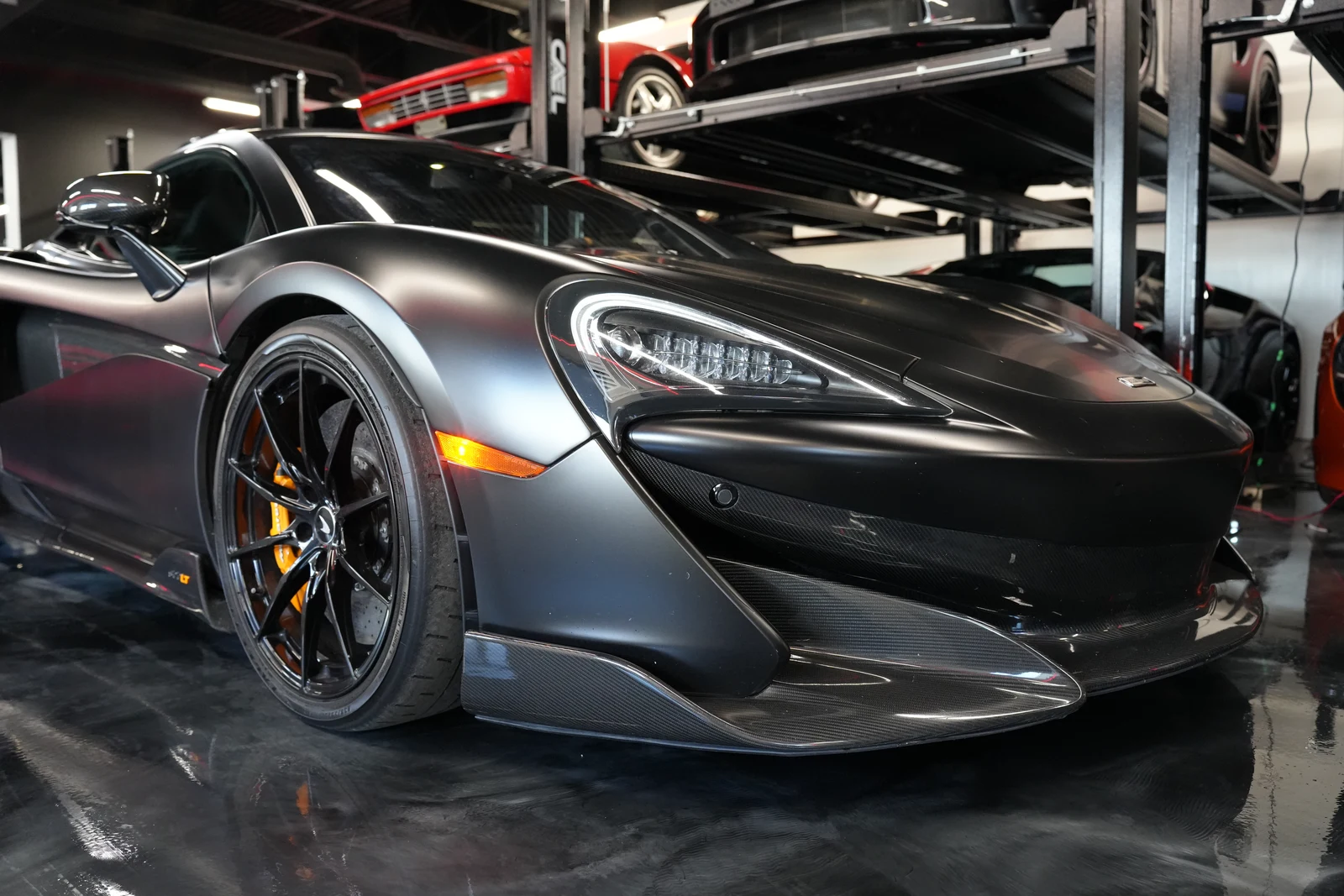 2019 McLaren 600LT Coupé, 2/20