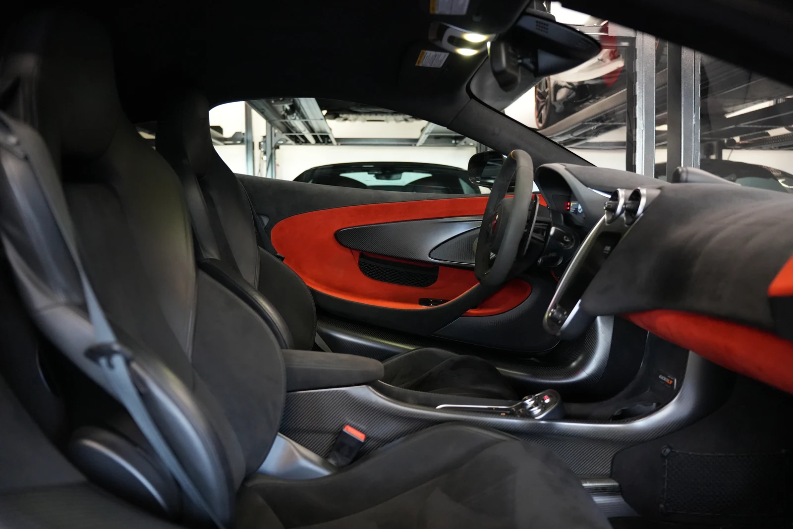 2019 McLaren 600LT Coupé, 17/20