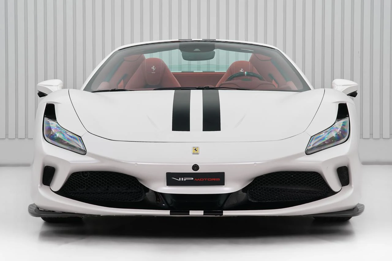 2022 Ferrari F8 Spider, 2/10