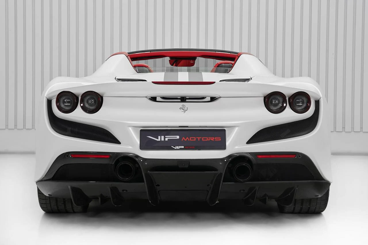2022 Ferrari F8 Spider, 5/10