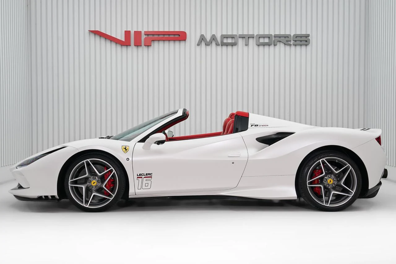 2022 Ferrari F8 Spider, 7/10