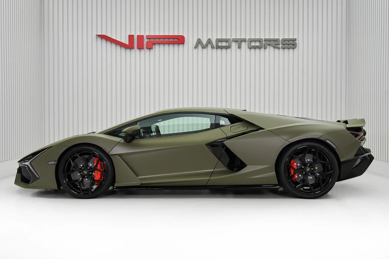 2024 Lamborghini Revuelto, 8/10
