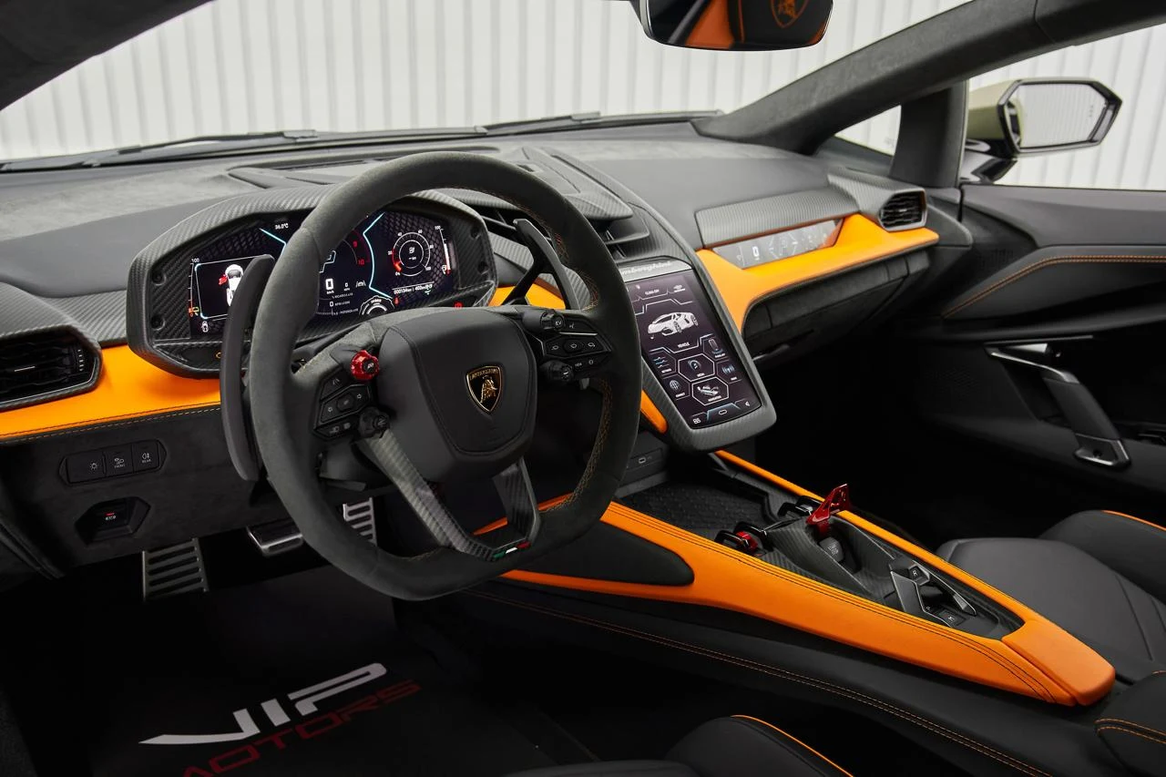 2024 Lamborghini Revuelto, 10/10