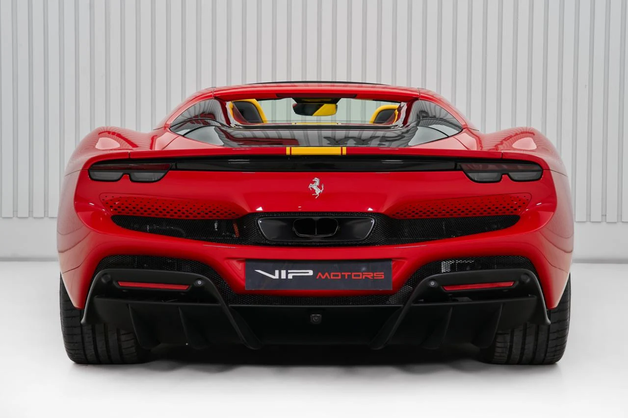 2026 Ferrari 296 GTS, 5/10
