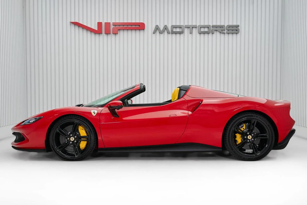 2026 Ferrari 296 GTS, 7/10