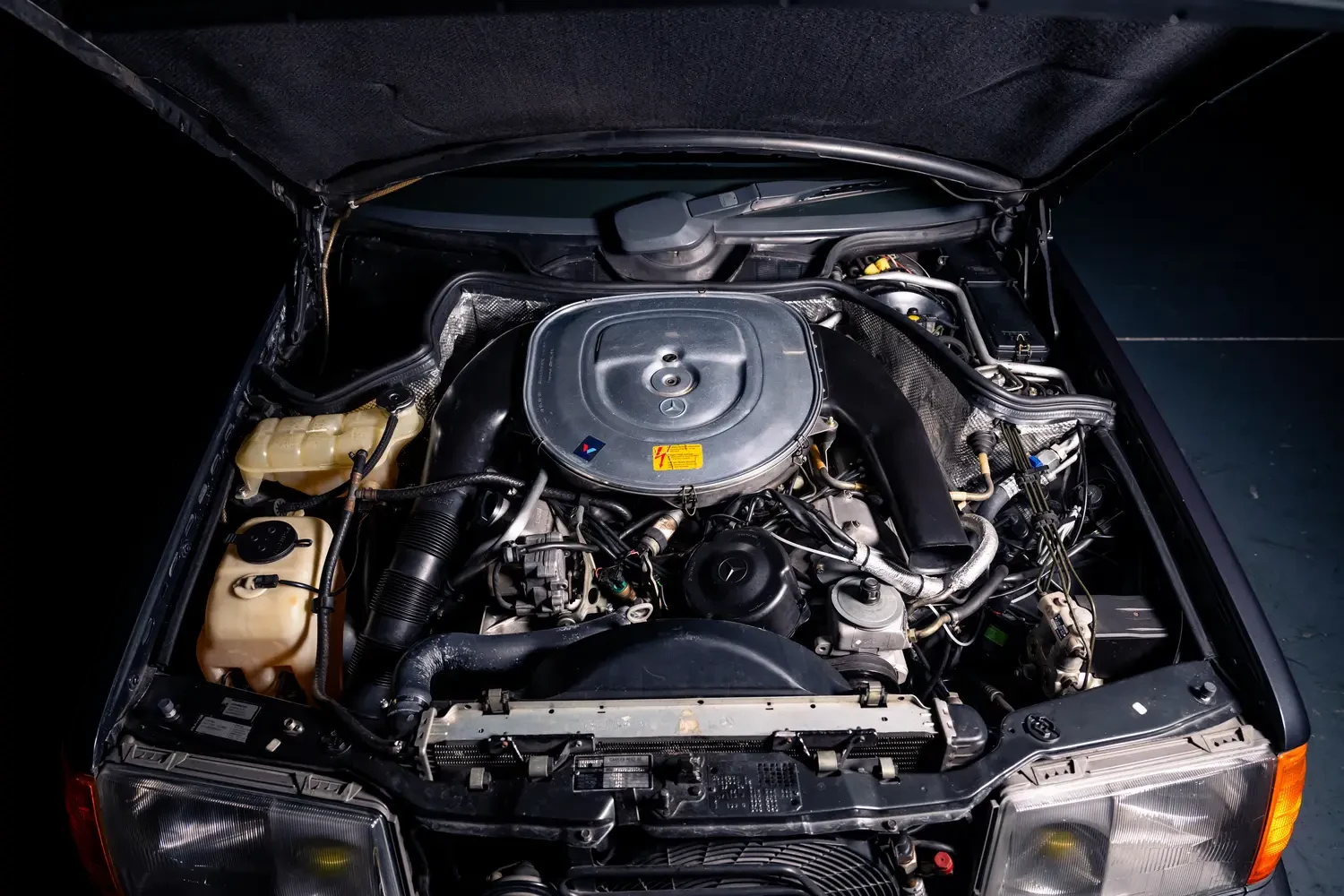 Mercedes-Benz AMG 300 E 5.6, 4/20