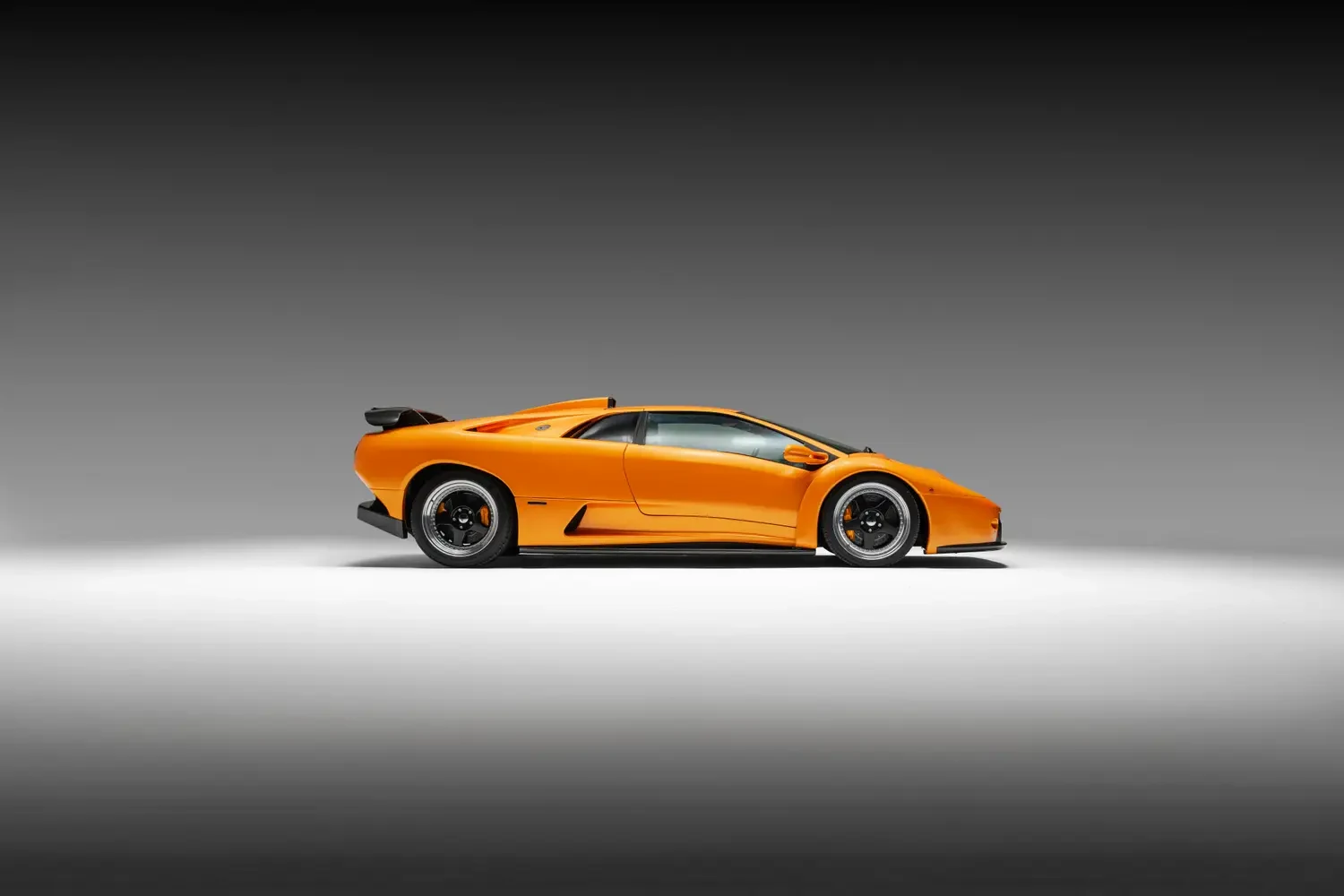1999 Lamborghini Diablo GT, 2/20