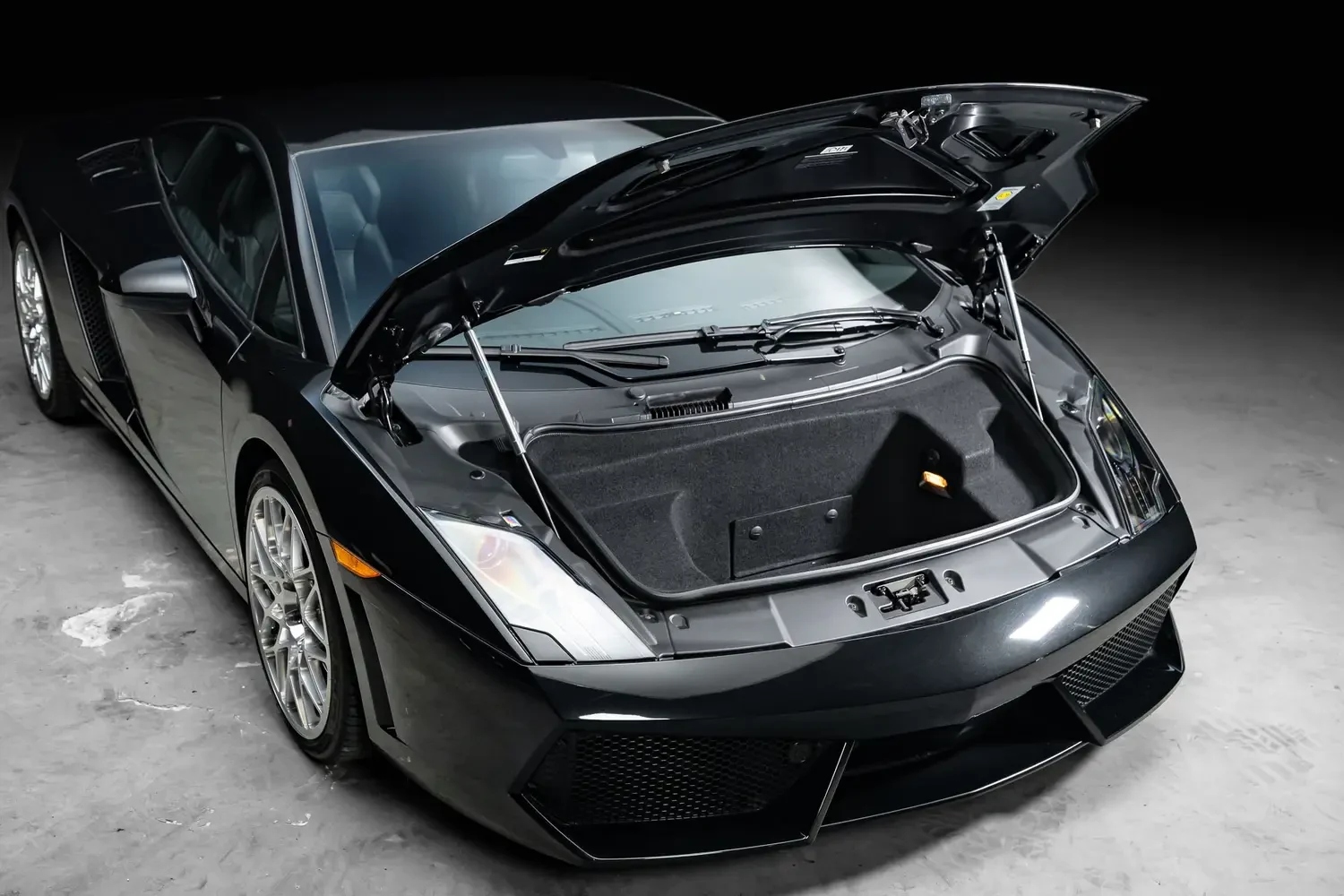 2011 Lamborghini Gallardo LP560-4, 19/20