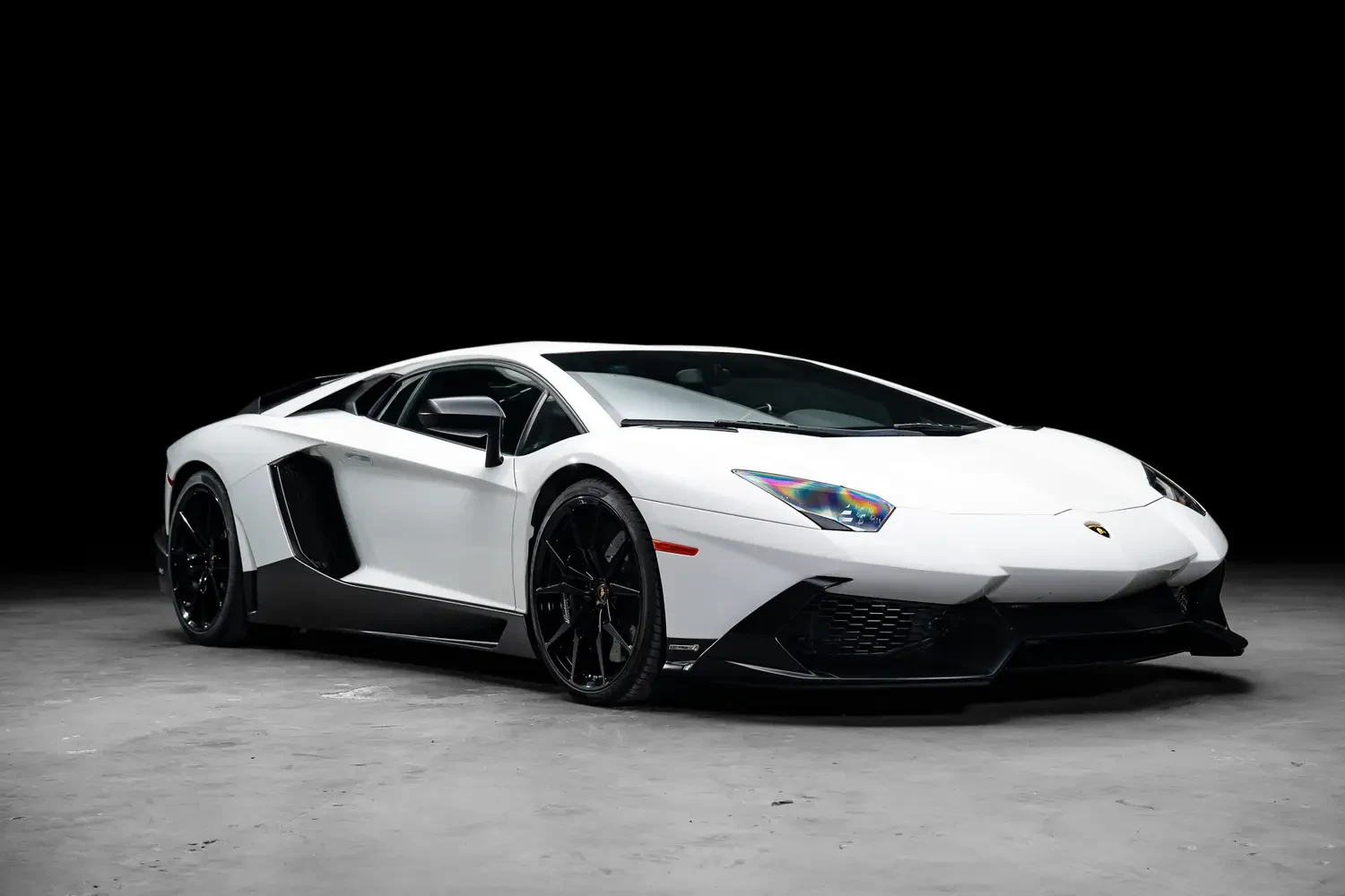 Lamborghini Aventador LP720-4 50° Anniversario · Bianco Opalis · Curated
