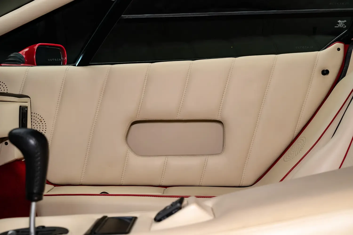 1989 Lamborghini Countach 25th Anniversary interior, door panel, Cream