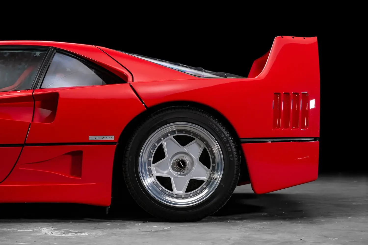 1992 Ferrari F40 for sale, exterior, Rosso Corsa