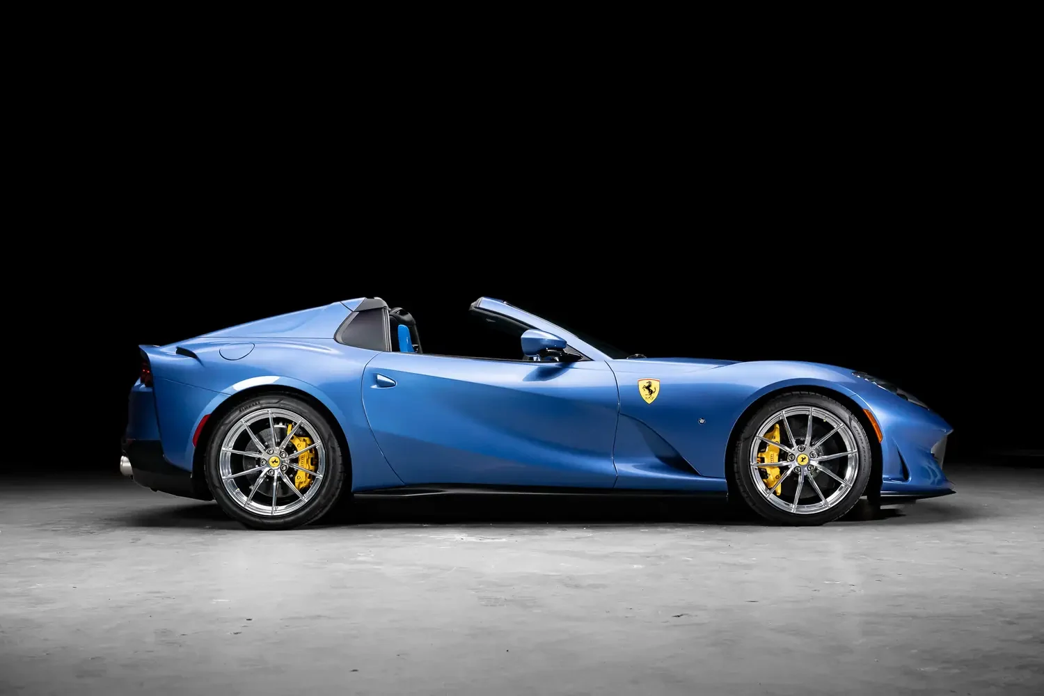 2022 Ferrari 812 GTS for sale, exterior, Blue