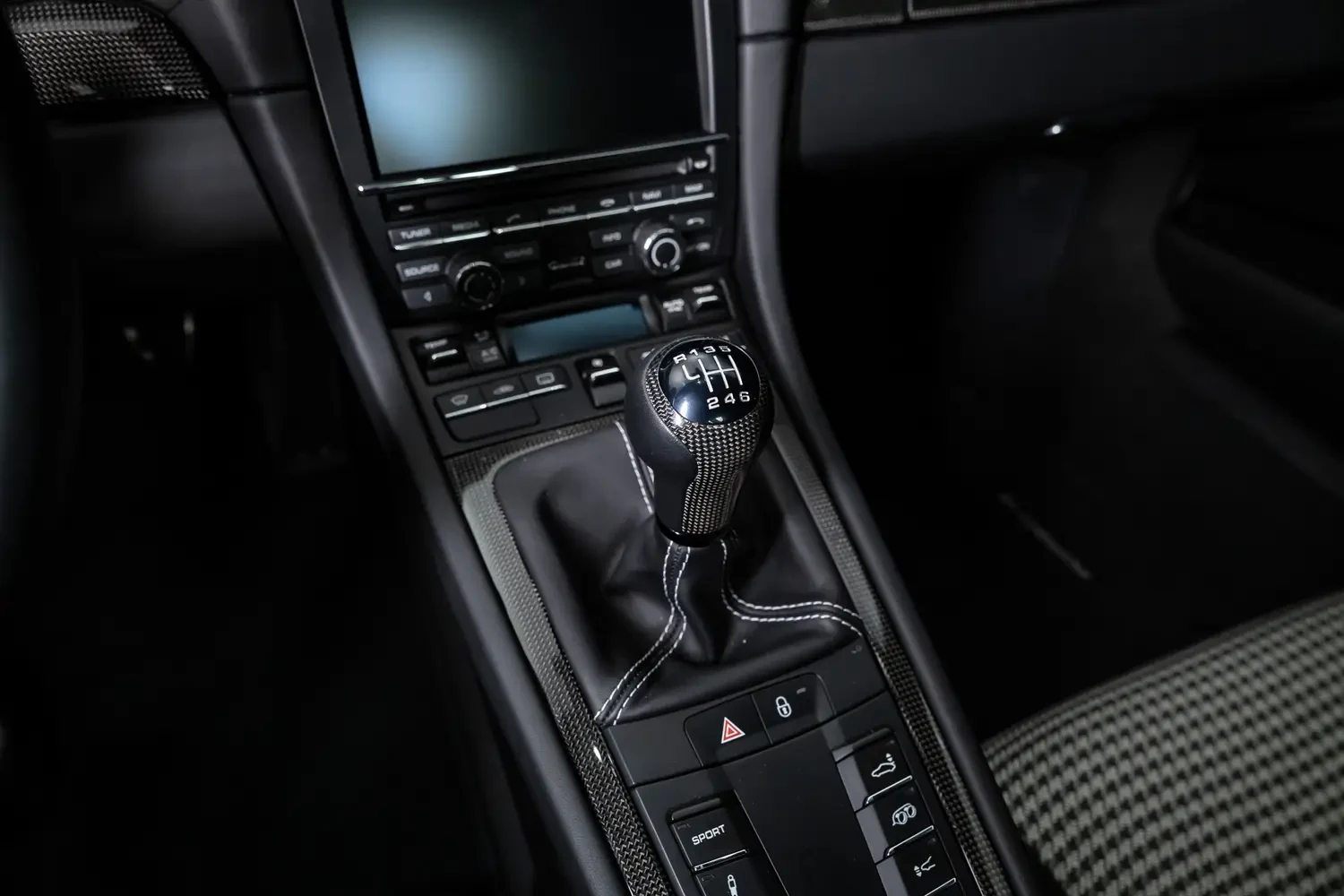 2016 Porsche 911 R interior, center console, Black with Pepita houndstooth inserts