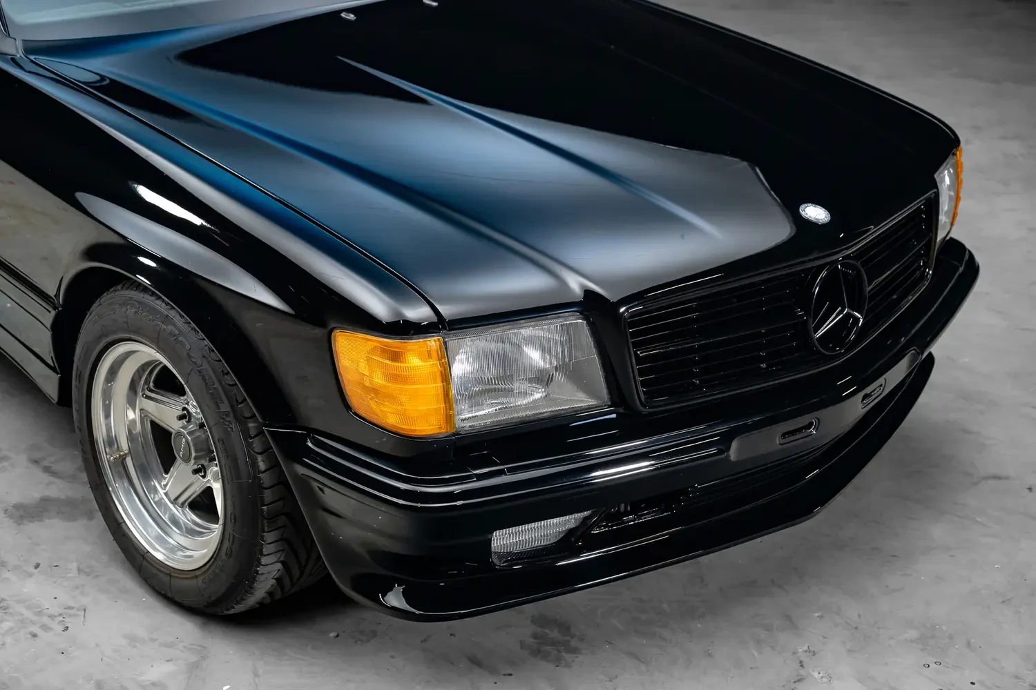 1987 Mercedes-Benz 560 SEC AMG 6.0 for sale, exterior, Black