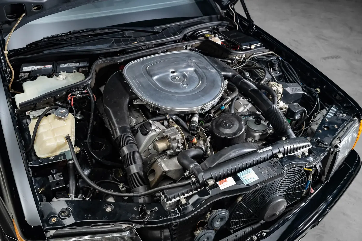 1987 Mercedes-Benz 560 SEC AMG 6.0 engine