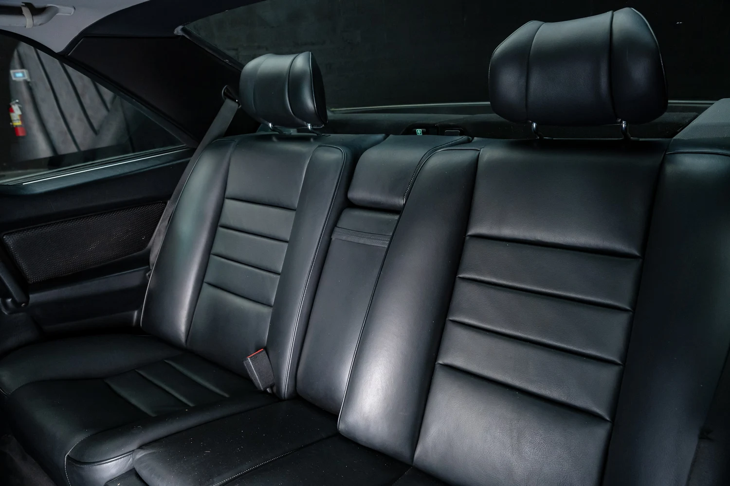 1987 Mercedes-Benz 560 SEC AMG 6.0 interior, seats