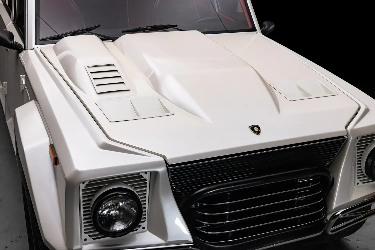 1990 Lamborghini LM002 for sale, exterior, Bianco Perlato