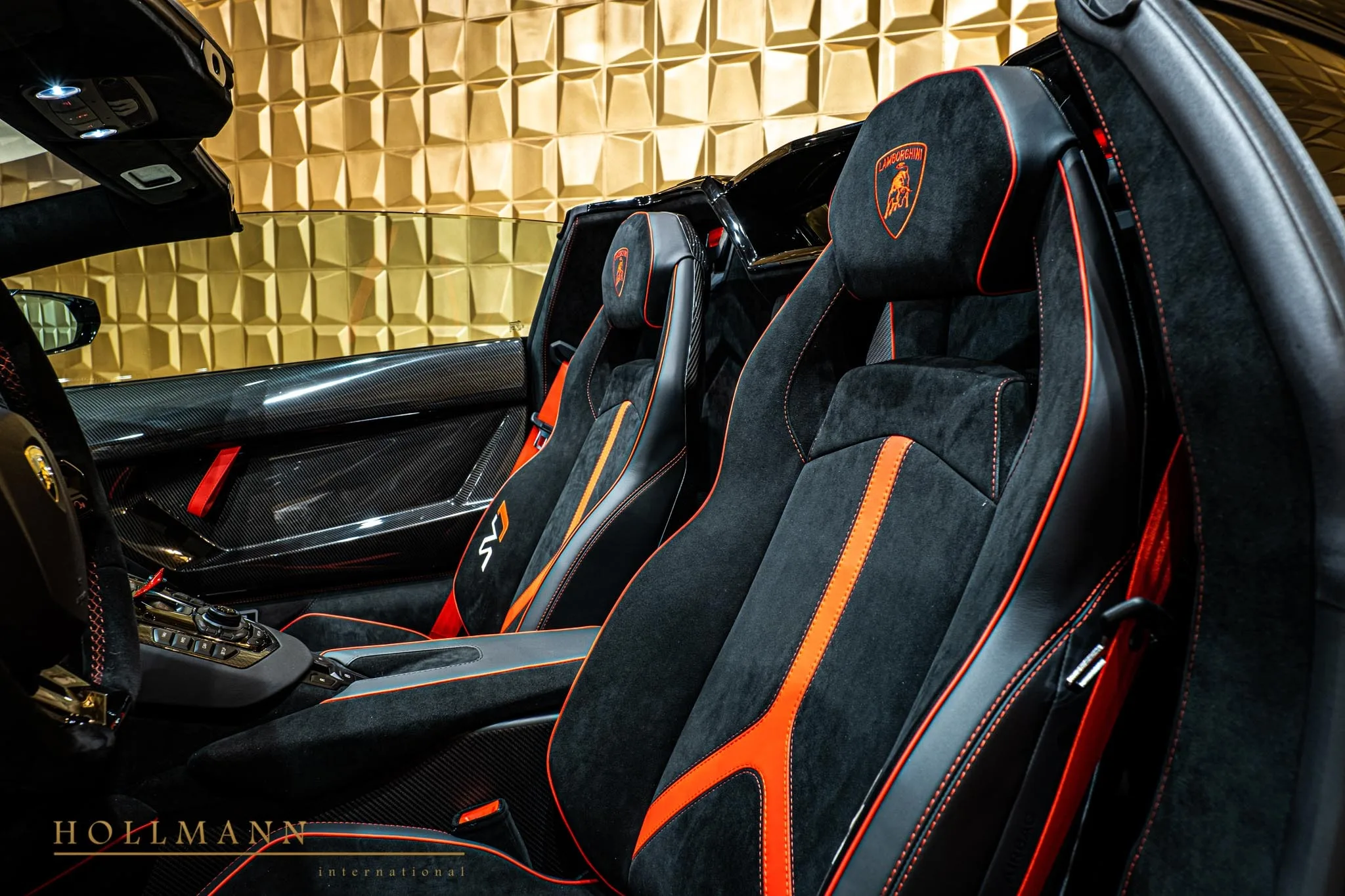 2024 Lamborghini Aventador SVJ Roadster interior, seats, Nero Cosmos / Rosso