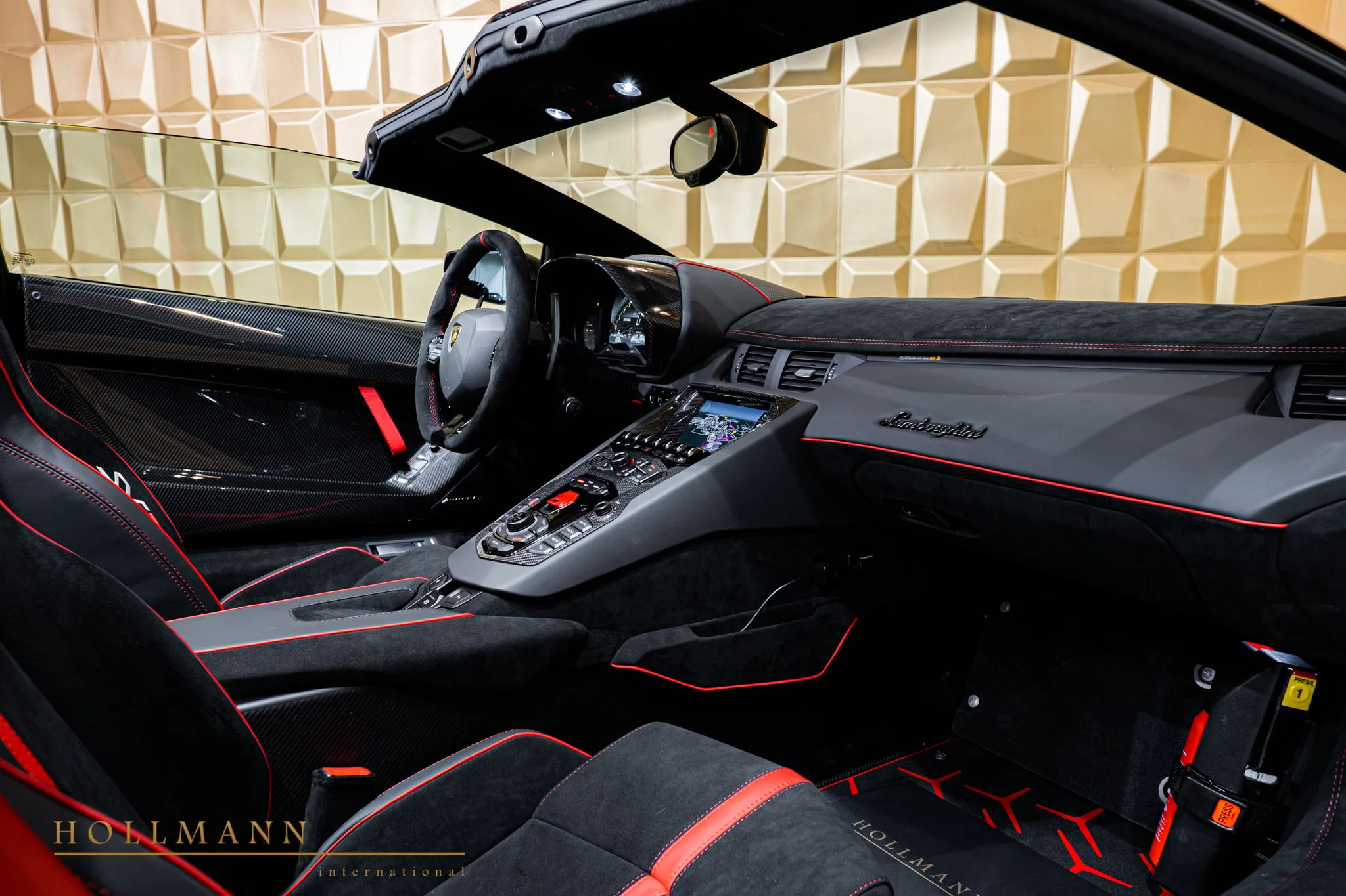 2024 Lamborghini Aventador SVJ Roadster interior, dashboard, Nero Cosmos / Rosso