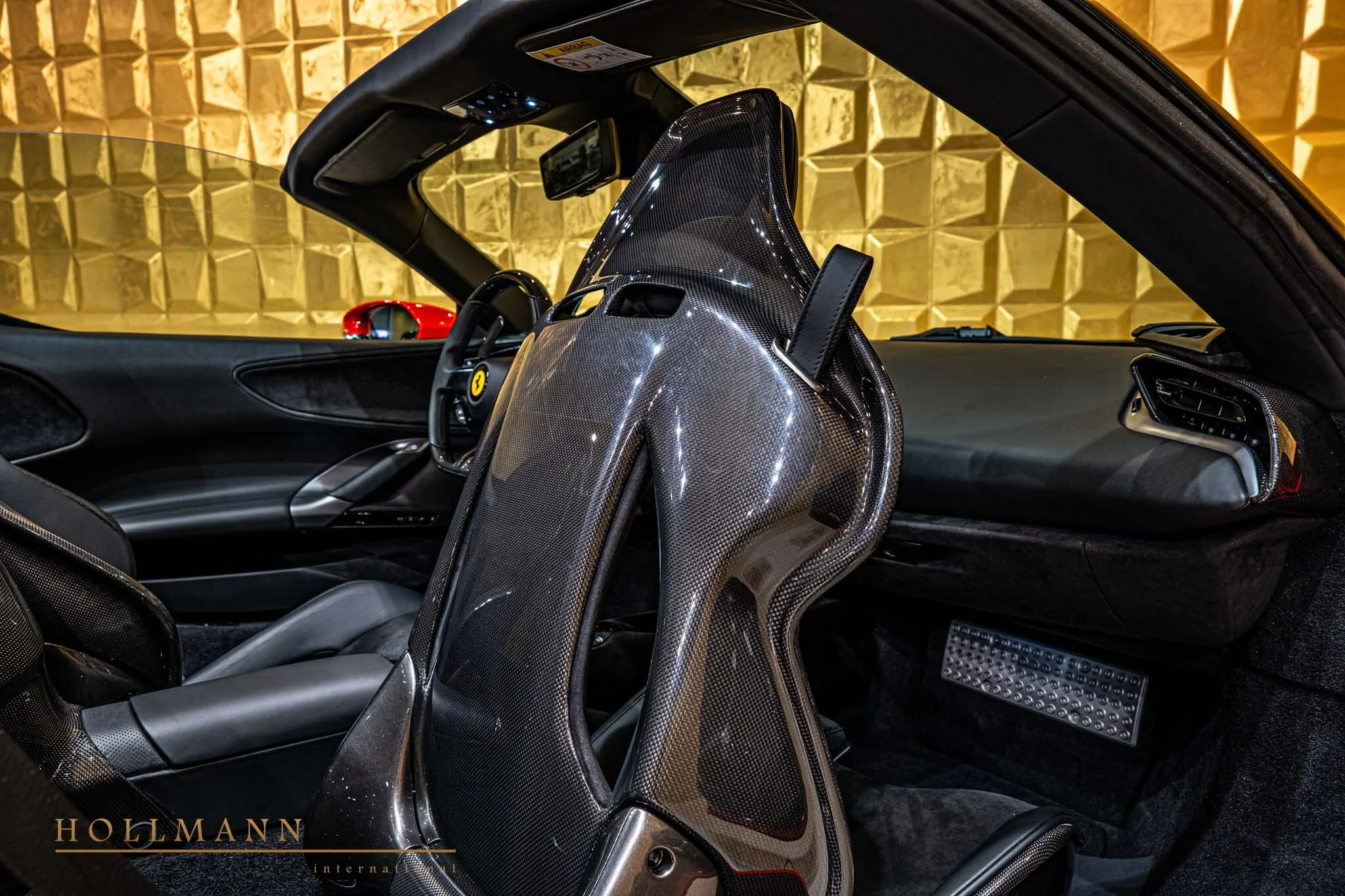 2024 Ferrari SF90 Spider interior, door panel